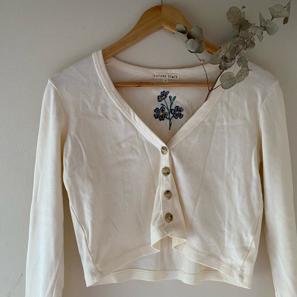 Urban Outfitters Flower Embroidery Cardigan - Picture 2 of 7